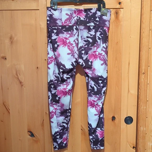 Old Navy Active NEW Go-Dry Fitted Leggings 29" Full Length Purple Floral Sz XL - Picture 3 of 4